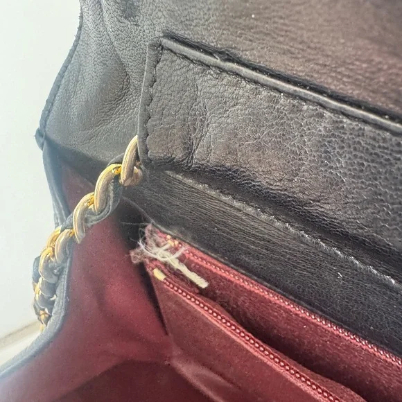 Vintage Chanel Classic Flap Bag Black Quilted Lambskin 24k Gold 1991–1994 - Picture 17 of 17